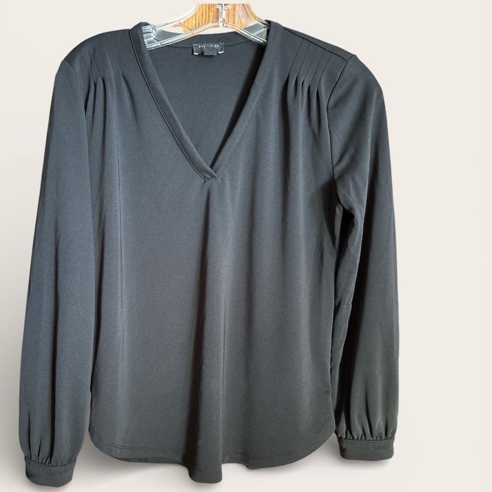 Ann Taylor Black V-Neck Blouse